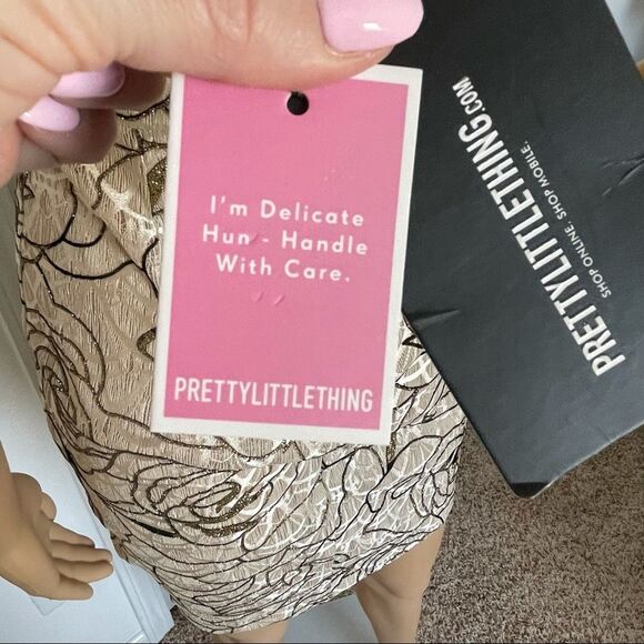 NWT Pretty Little Things Gold Glitter Nude Square Neck Bodycon Mini Dress Size 2 - Picture 9 of 16